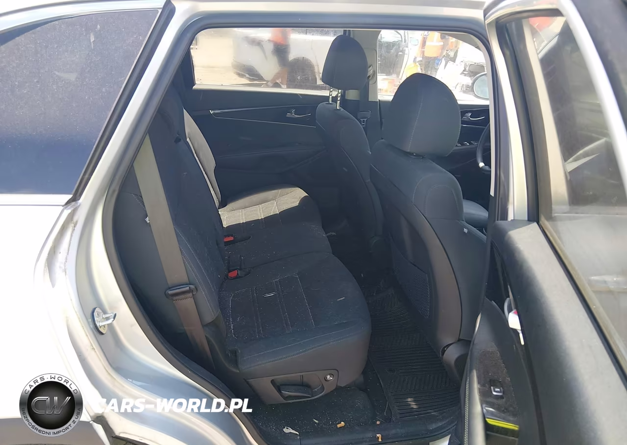 2020 Kia Sorento 2.4L Lx VIN:5XYPG4A37LG628677 - 8