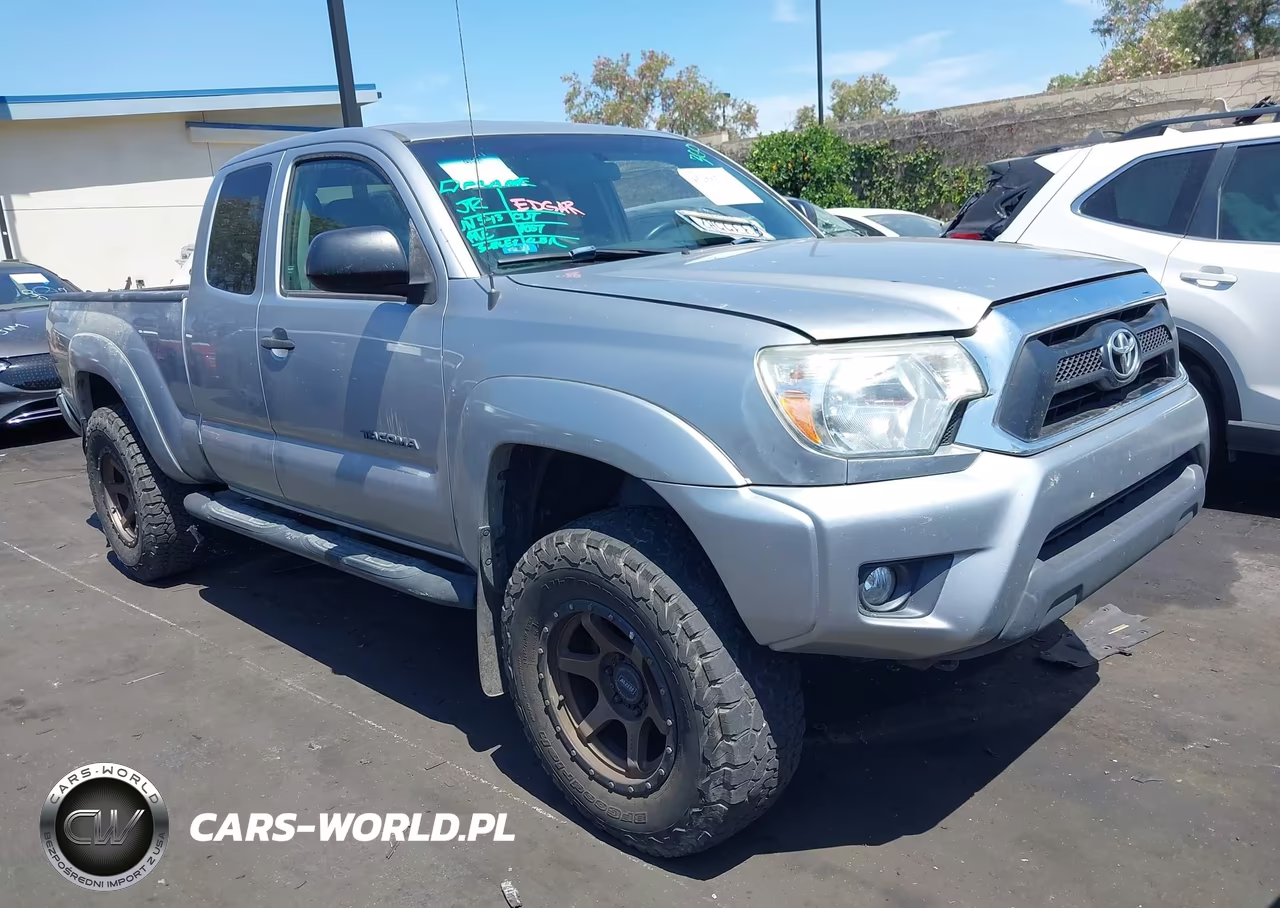 2015 Toyota Tacoma Base V6 – zdjęcie 1 z 17
