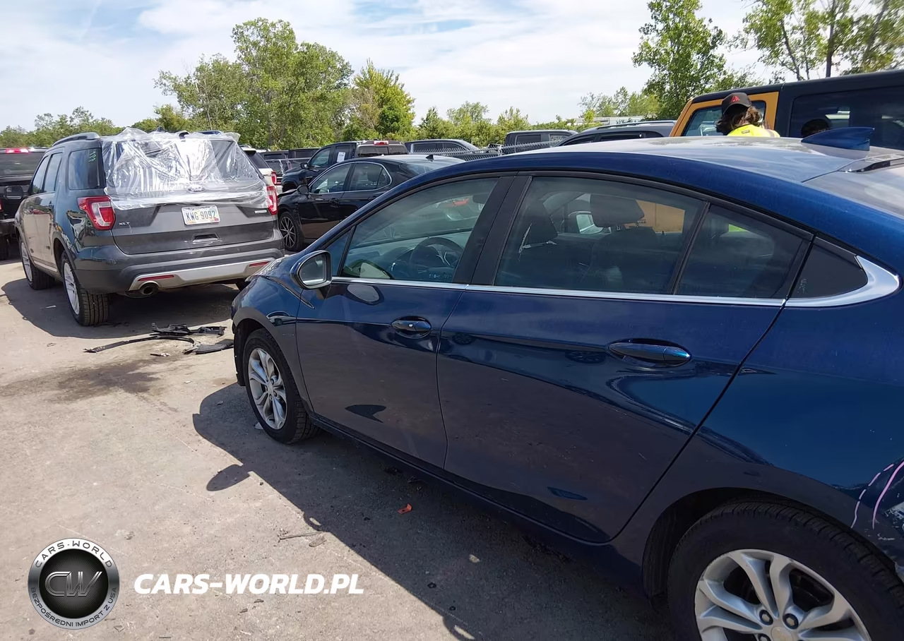 2019 Chevrolet Cruze Lt VIN:1G1BE5SM7K7119593 - 15