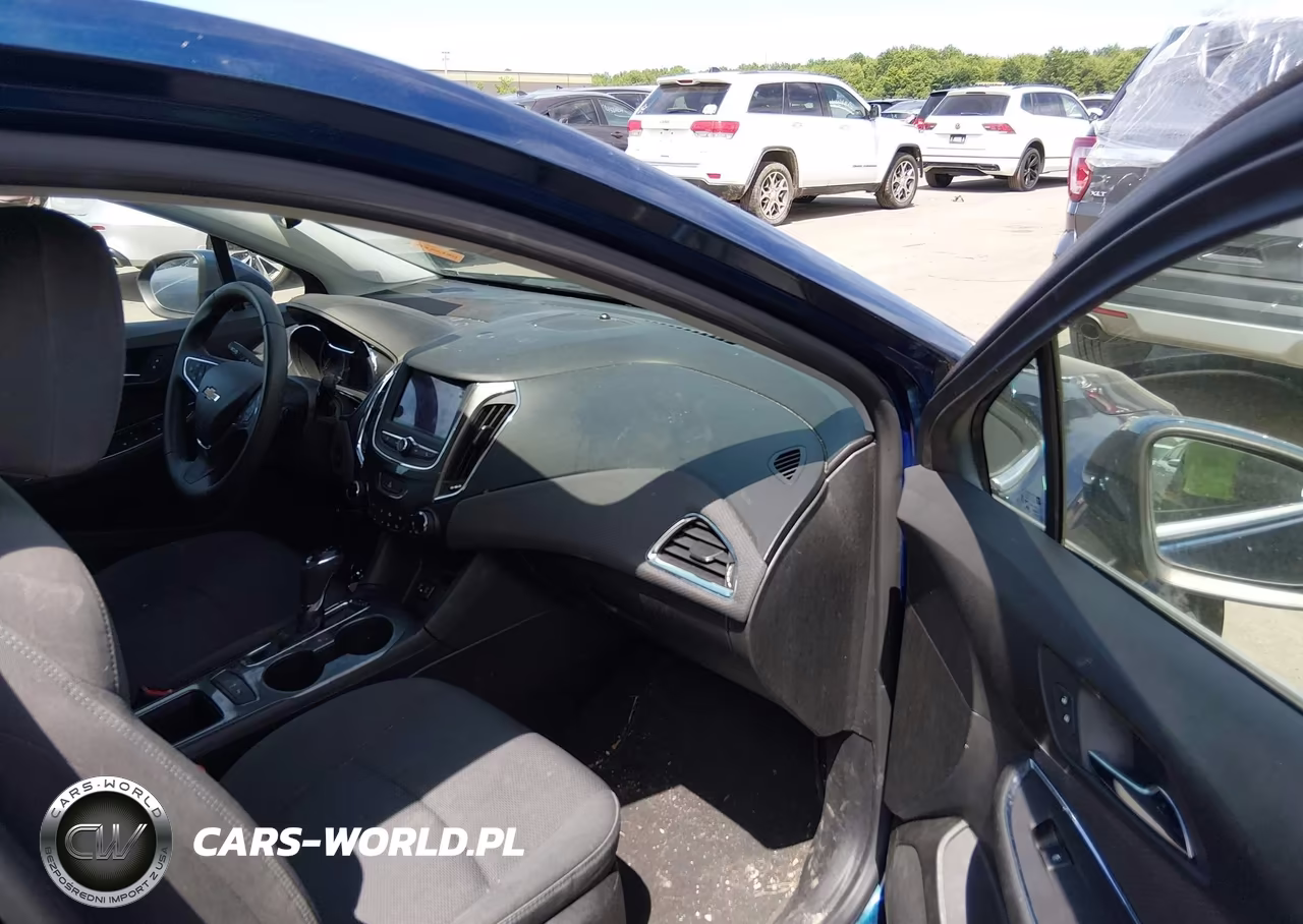 2019 Chevrolet Cruze Lt VIN:1G1BE5SM7K7119593 - 5