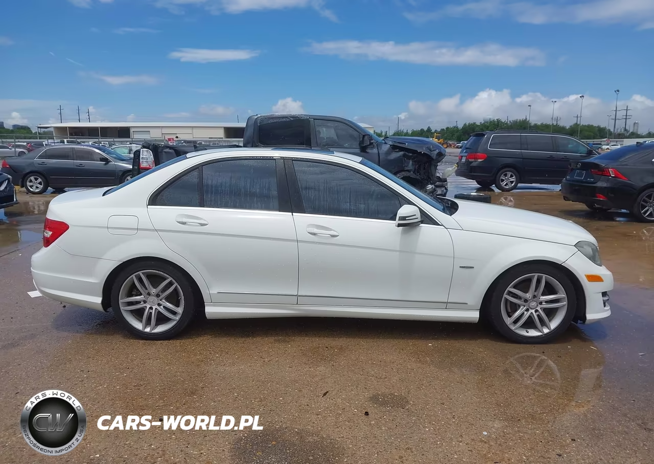 2012 Mercedes-Benz C 250 Luxury-Sport VIN:WDDGF4HB9CR199792 - 14