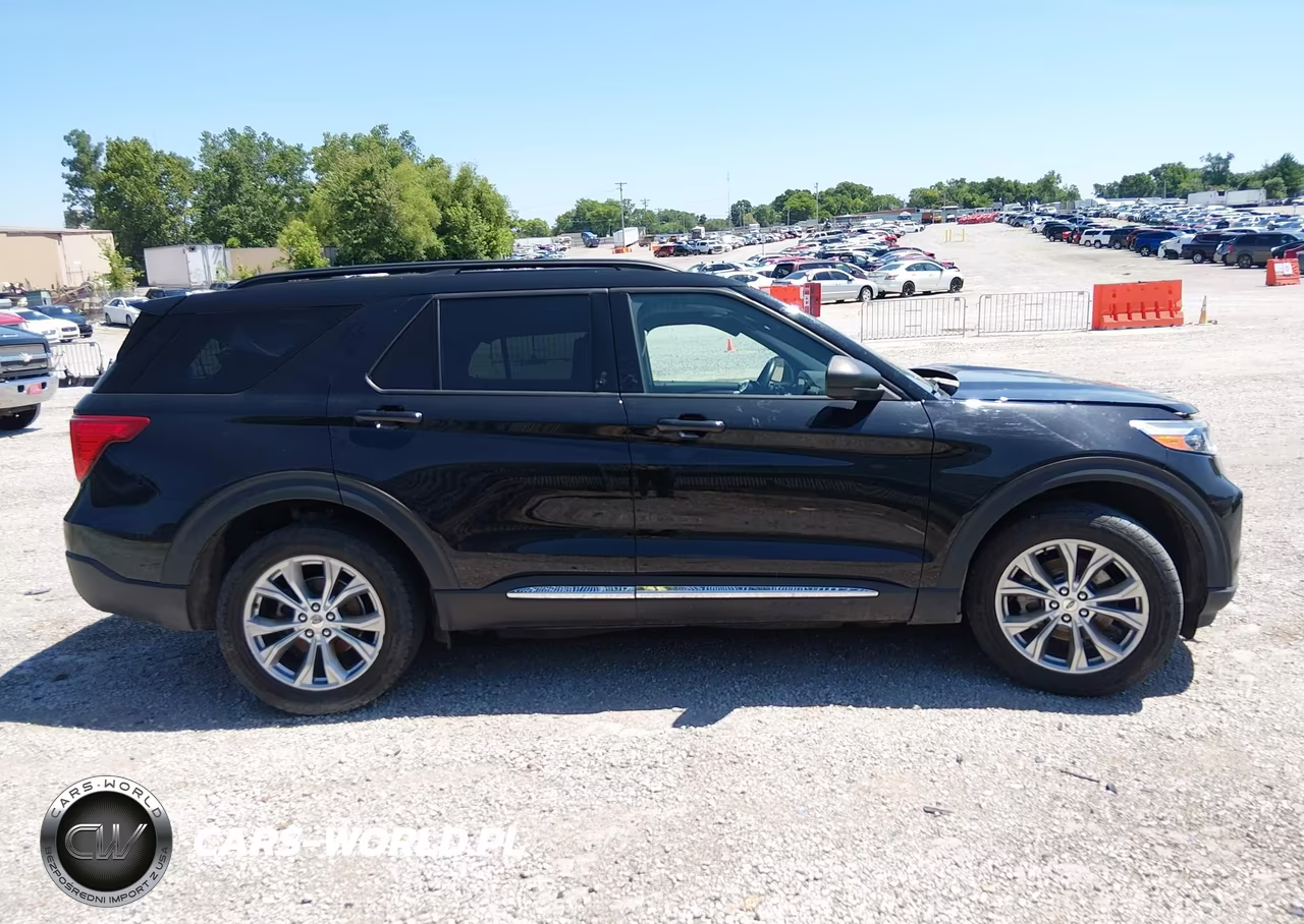 2020 Ford Explorer Xlt VIN:1FMSK8DH9LGB91748 - 13
