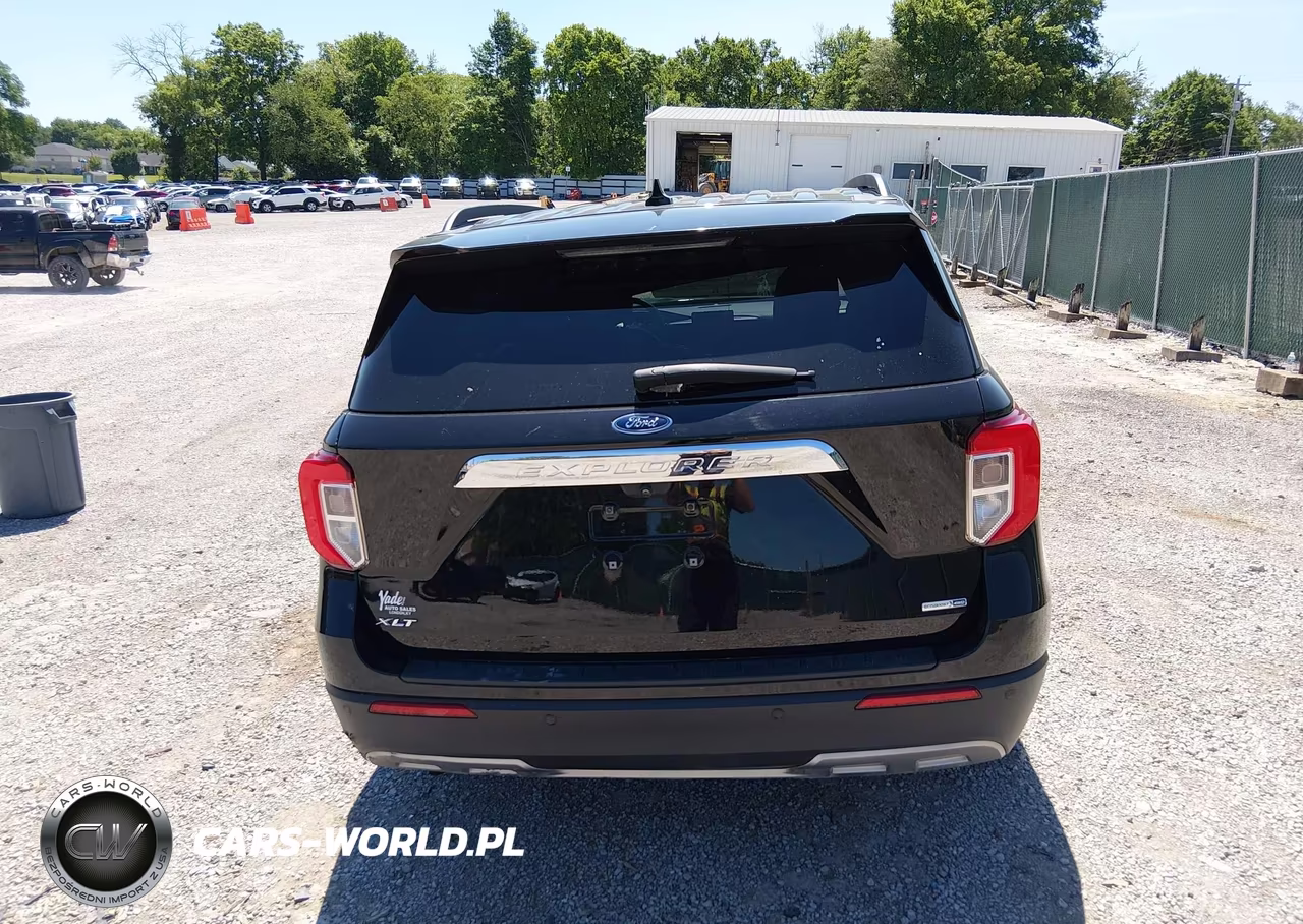 2020 Ford Explorer Xlt VIN:1FMSK8DH9LGB91748 - 16