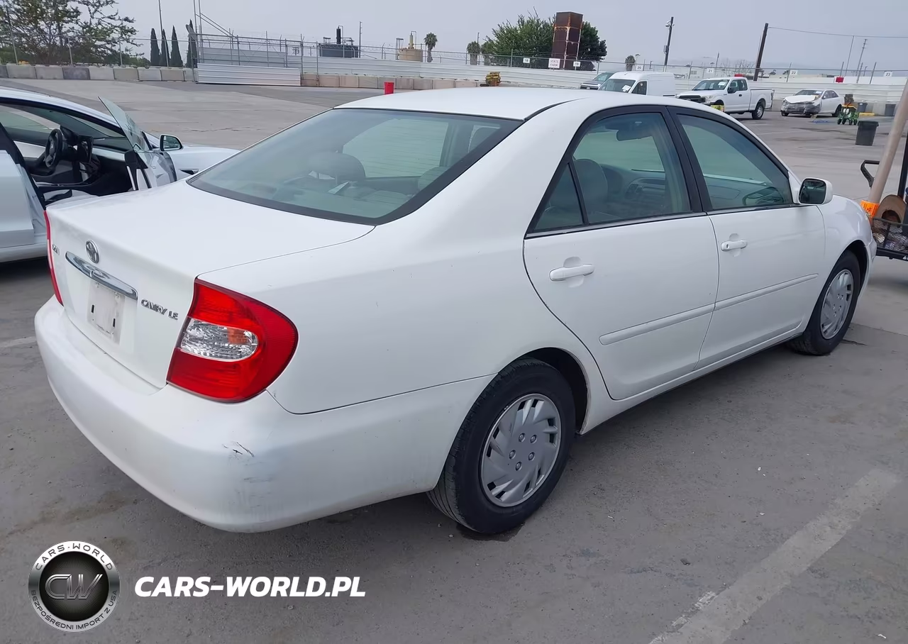 2004 Toyota Camry Le VIN:4T1BE32K84U332014 - 4