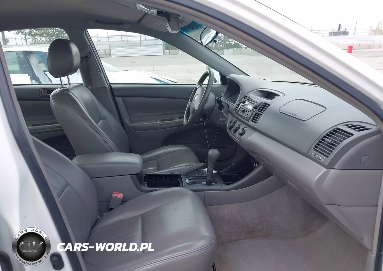 2004 Toyota Camry Le VIN:4T1BE32K84U332014 - 5