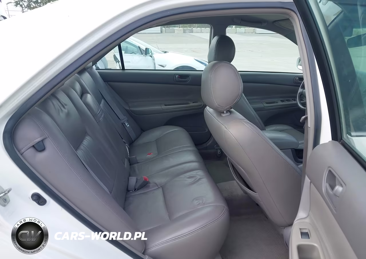 2004 Toyota Camry Le VIN:4T1BE32K84U332014 - 8