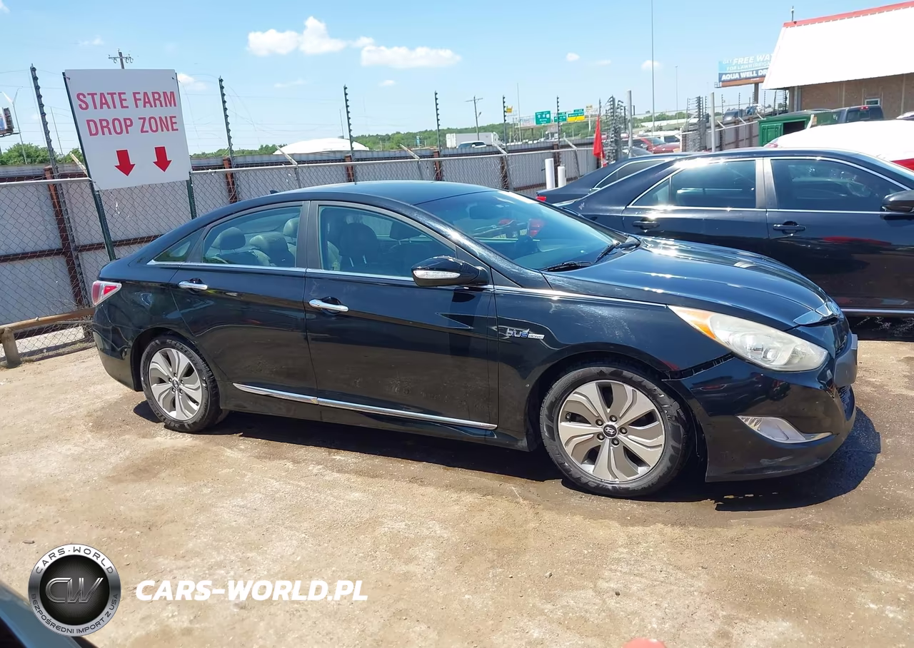 2013 Hyundai Sonata Hybrid Limited VIN:KMHEC4A48DA095327 - 13