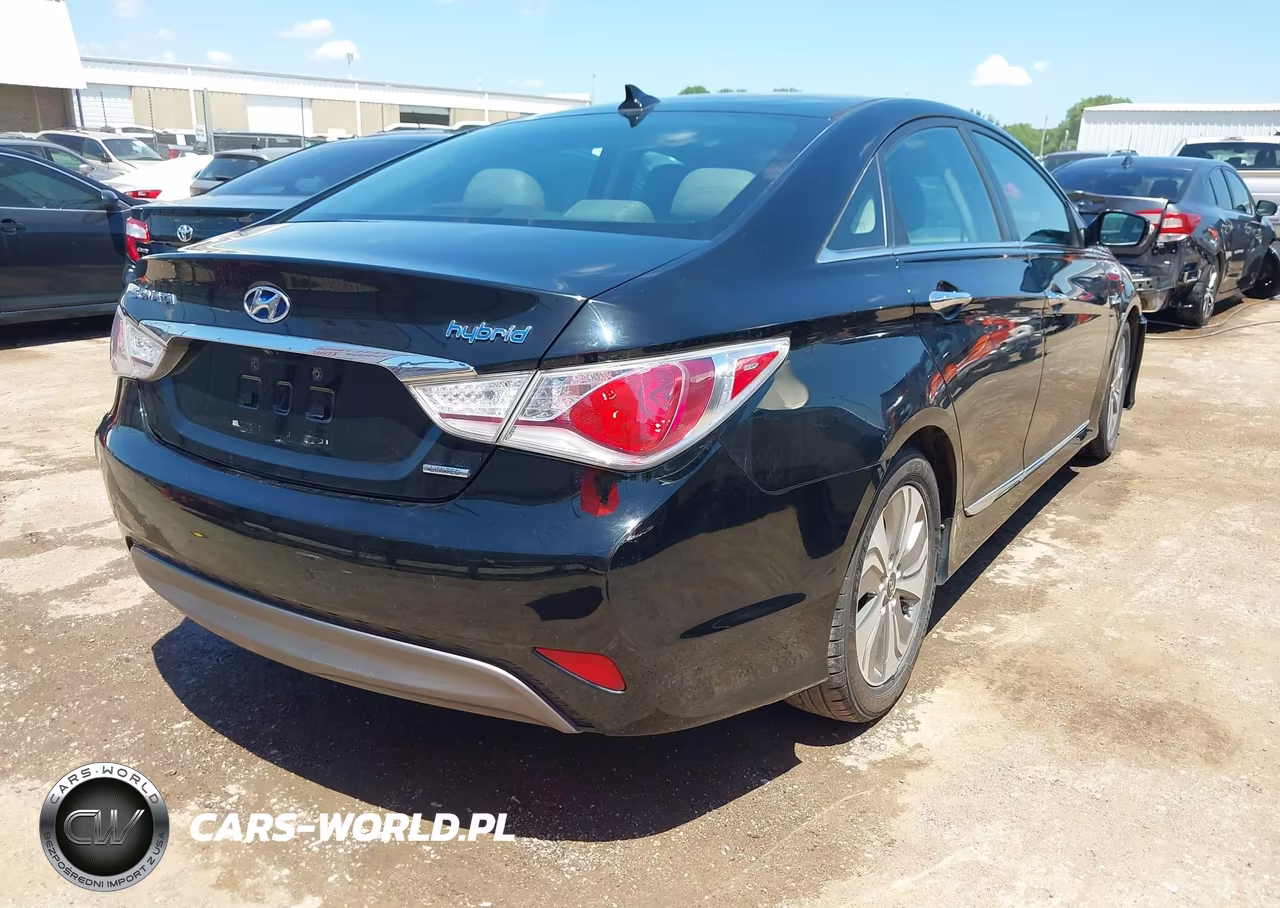 2013 Hyundai Sonata Hybrid Limited VIN:KMHEC4A48DA095327 - 4