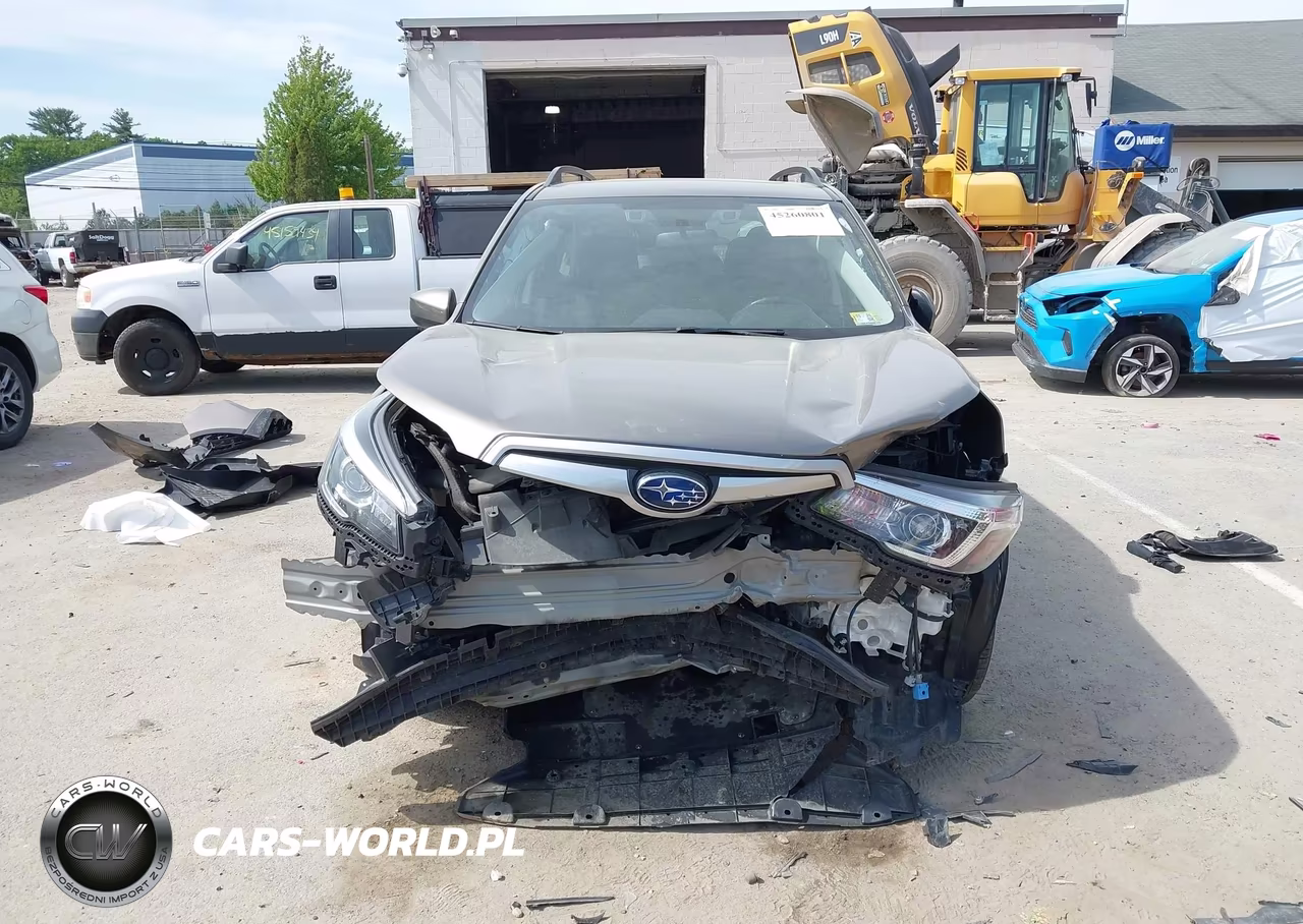 2020 Subaru Forester Premium VIN:JF2SKAJC2LH496895 - 13