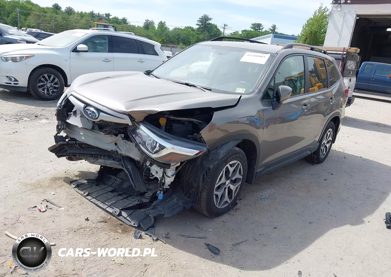 2020 Subaru Forester Premium VIN:JF2SKAJC2LH496895 - 2