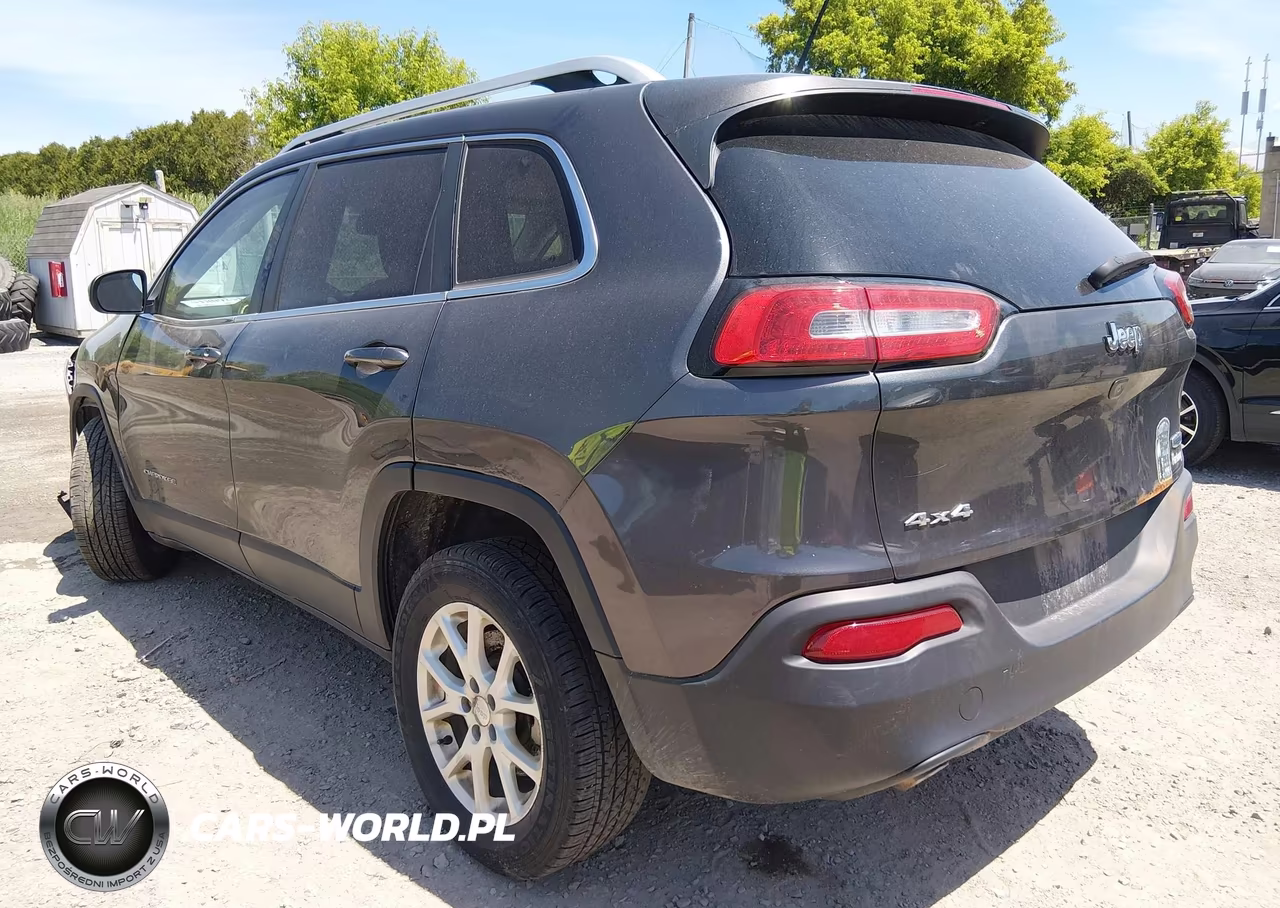 2015 Jeep Cherokee Latitude VIN:1C4PJMCB7FW544923 - 3
