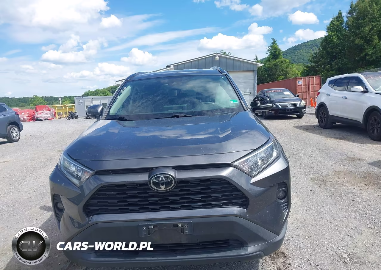 2021 Toyota Rav4 Xle VIN:2T3P1RFV7MC197464 - 13