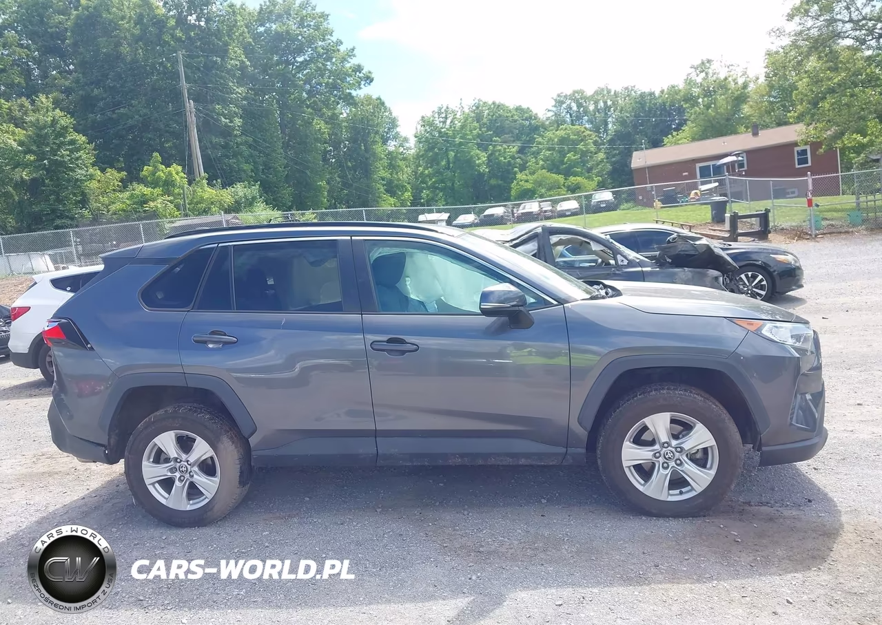 2021 Toyota Rav4 Xle VIN:2T3P1RFV7MC197464 - 14