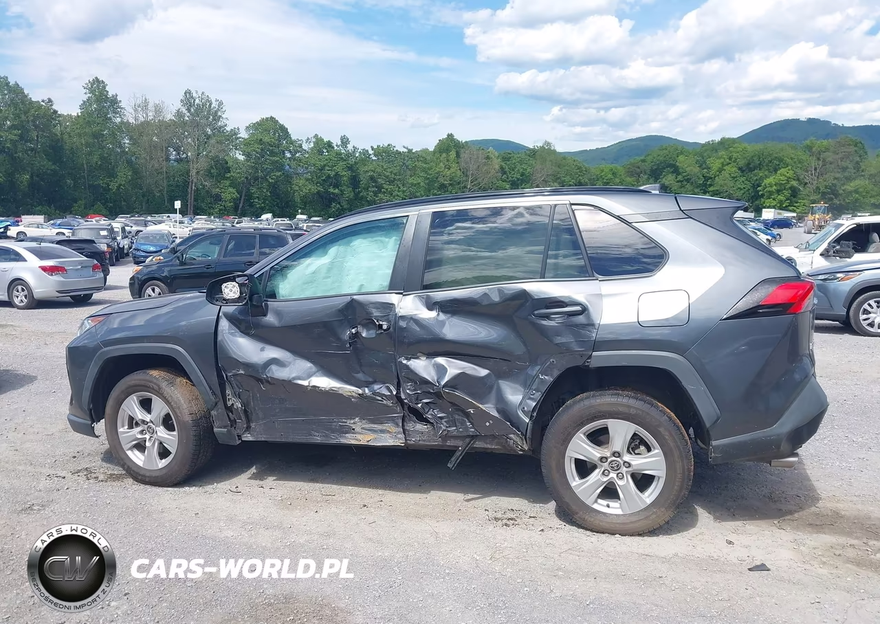 2021 Toyota Rav4 Xle VIN:2T3P1RFV7MC197464 - 15