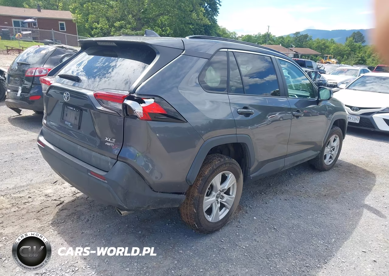2021 Toyota Rav4 Xle VIN:2T3P1RFV7MC197464 - 4