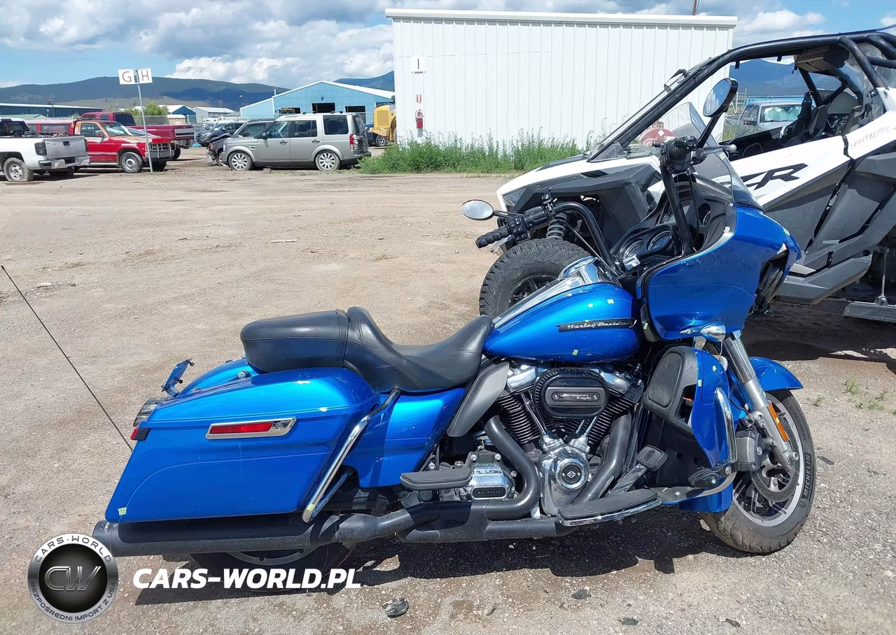 2018 Harley-Davidson Fltru VIN:1HD1KGD11JB660143 - 12