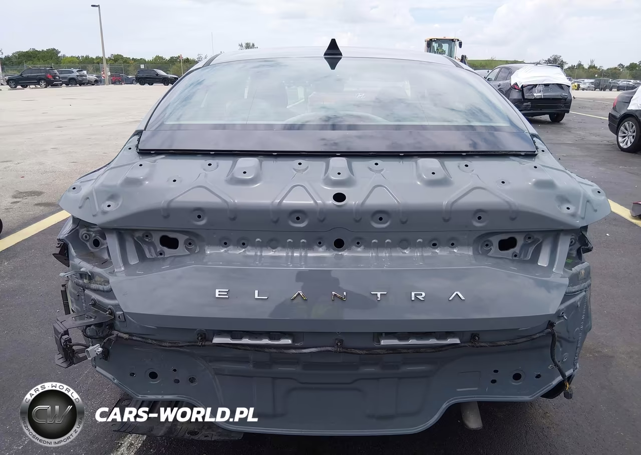 2022 Hyundai Elantra Se VIN:KMHLL4AG8NU350530 - 17