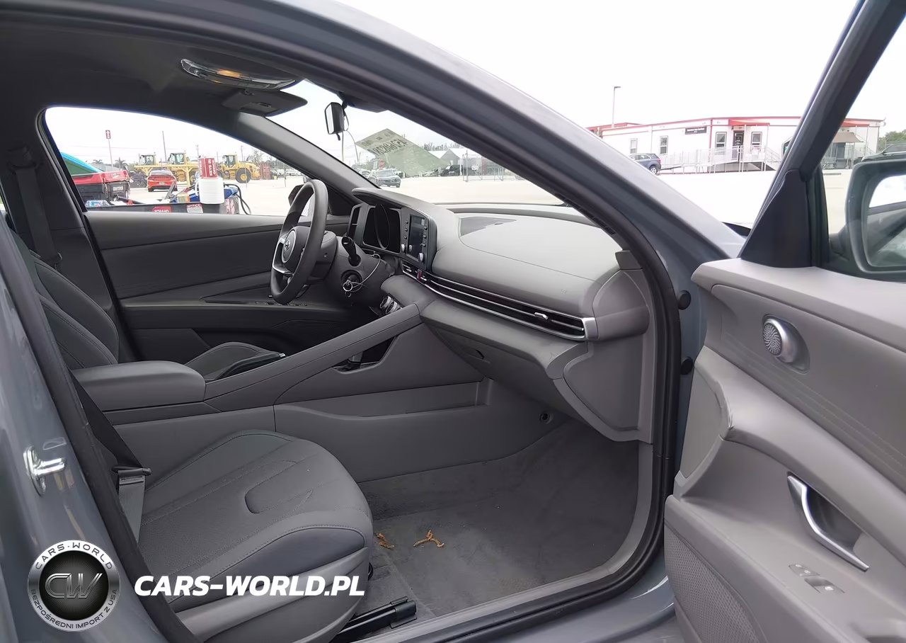 2022 Hyundai Elantra Se VIN:KMHLL4AG8NU350530 - 5