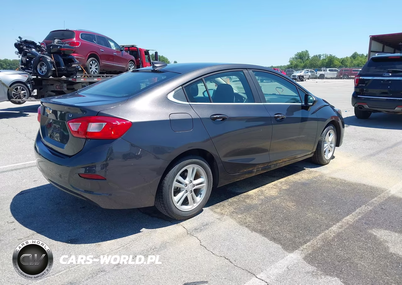 2017 Chevrolet Cruze Lt Auto VIN:1G1BE5SM5H7243600 - 4