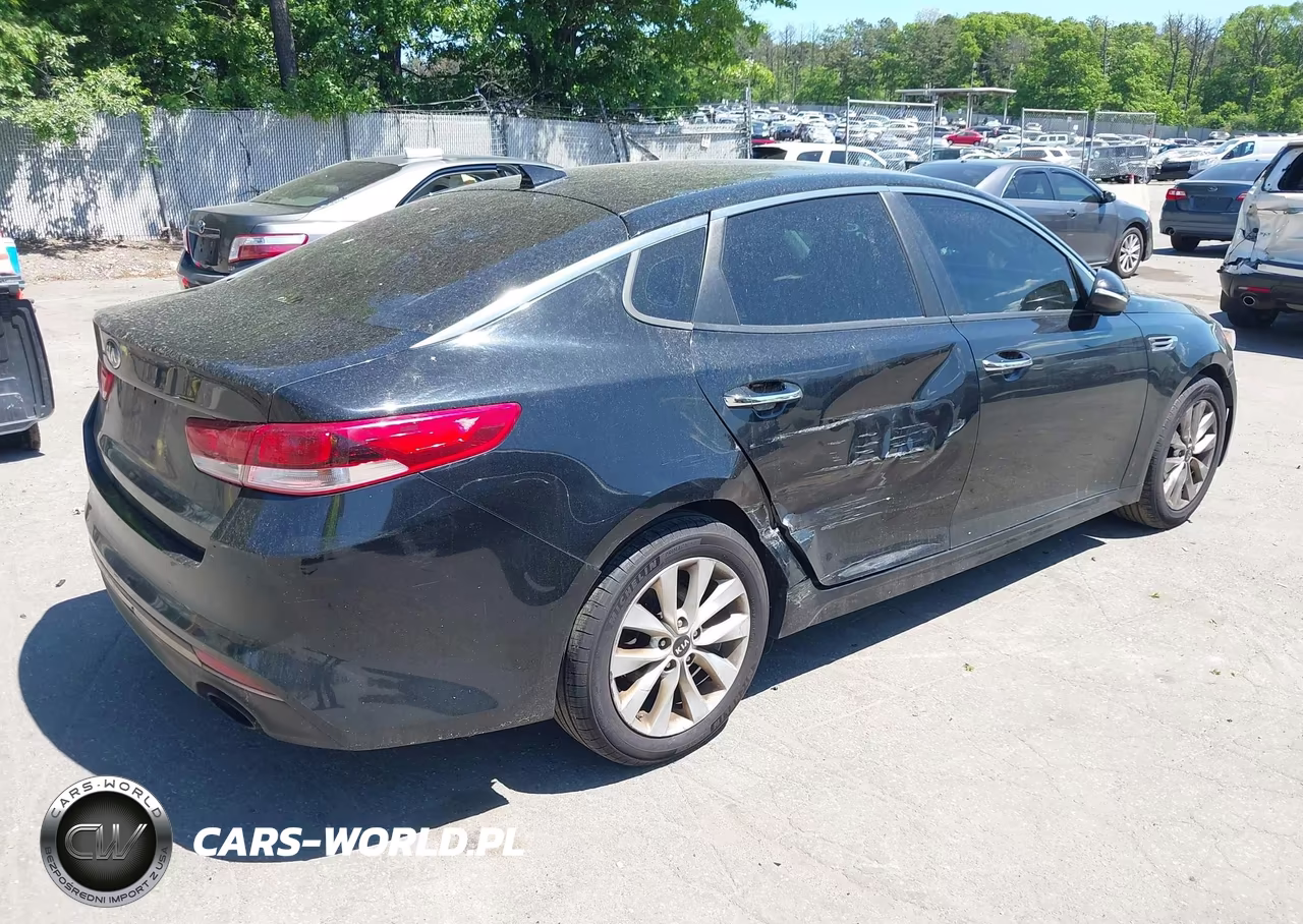 2016 Kia Optima Lx VIN:5XXGT4L32GG082826 - 4