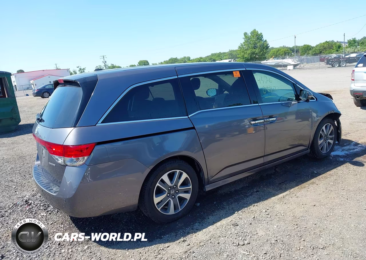 2015 Honda Odyssey Touring-Touring Elite VIN:5FNRL5H91FB034103 - 4