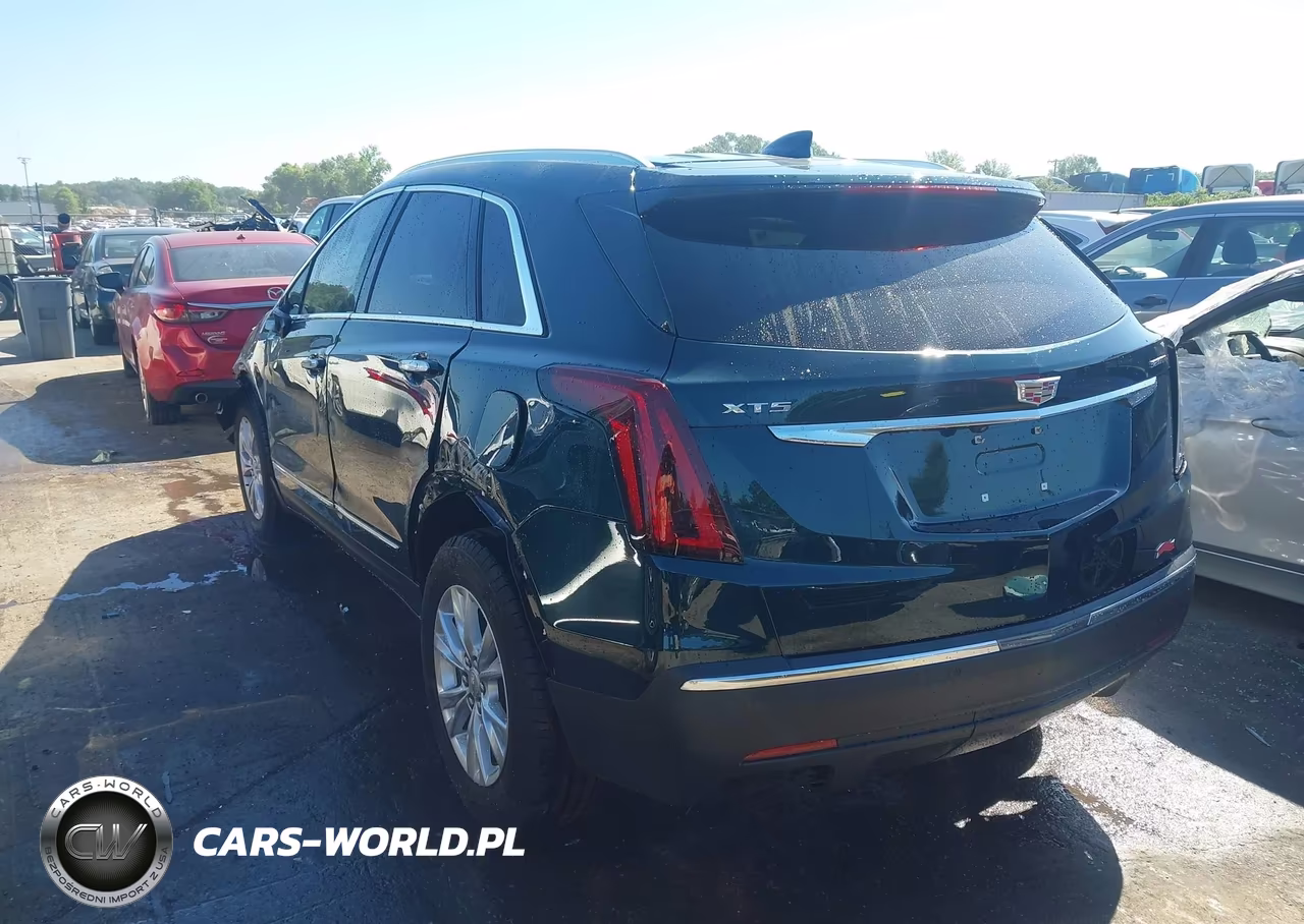 2025 Cadillac Xt5 Fwd Luxury VIN:1GYKNAR4XSZ156092 - 3