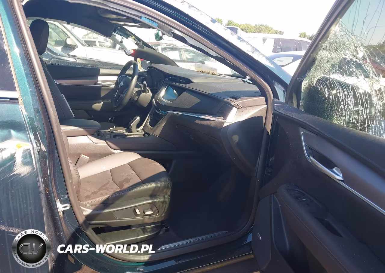 2025 Cadillac Xt5 Fwd Luxury VIN:1GYKNAR4XSZ156092 - 5