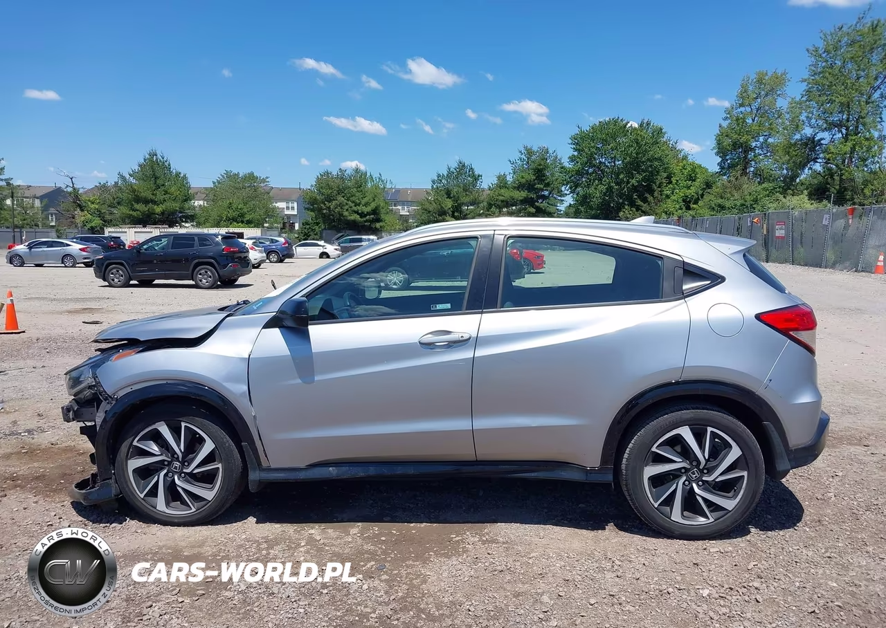 2019 Honda Hr-V Sport VIN:3CZRU6H19KG734401 - 15