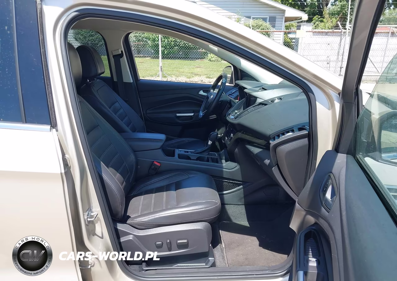 2017 Ford Escape Titanium VIN:1FMCU0JD5HUC94112 - 5