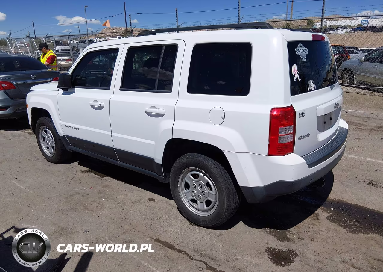 2014 Jeep Patriot Sport VIN:1C4NJRBB7ED717002 - 3