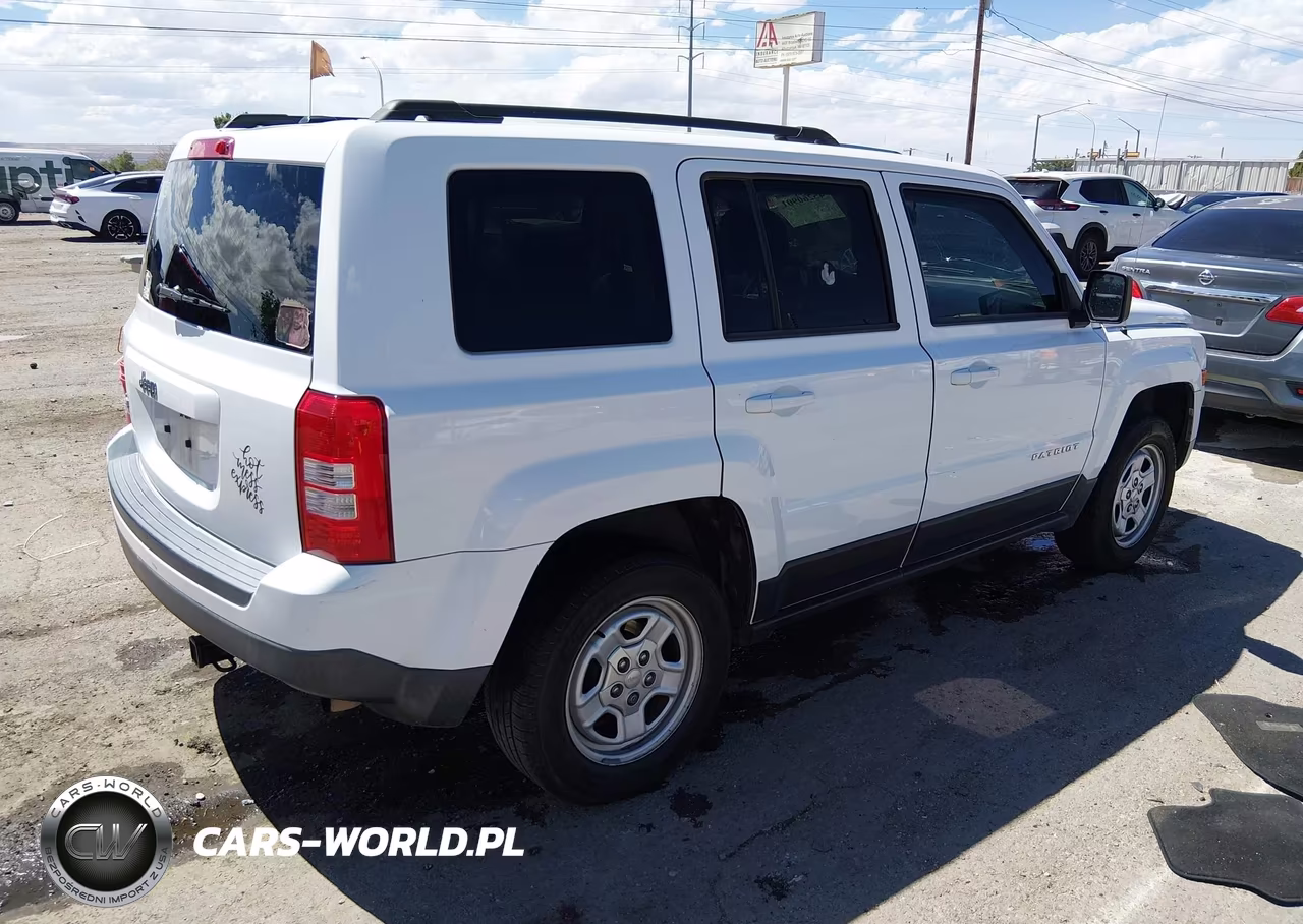 2014 Jeep Patriot Sport VIN:1C4NJRBB7ED717002 - 4