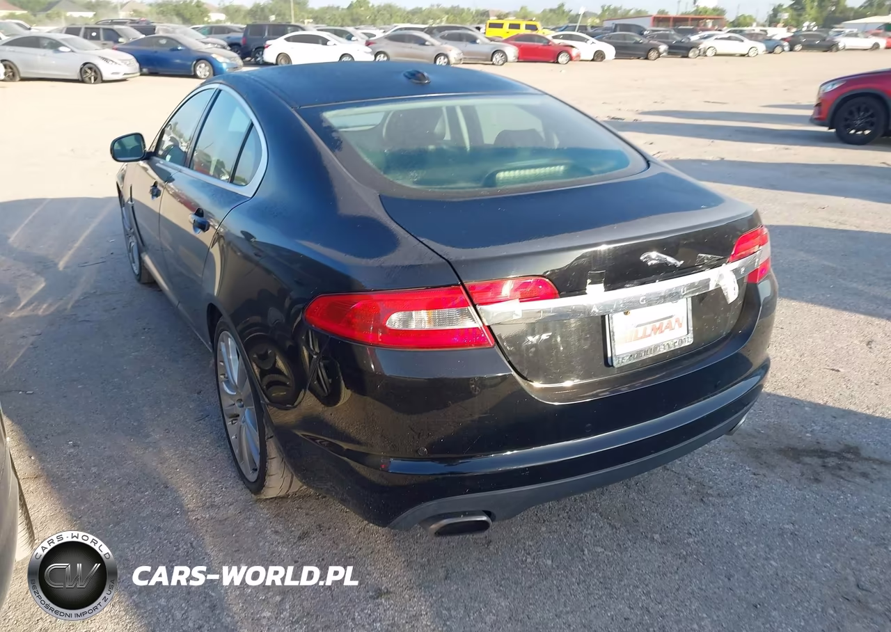 2010 Jaguar Xf Premium VIN:SAJWA0GB3ALR49817 - 3