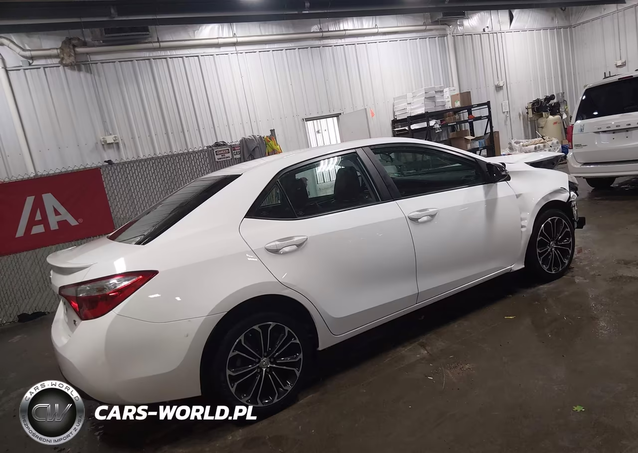 2016 Toyota Corolla S Plus VIN:5YFBURHE5GP429250 - 4
