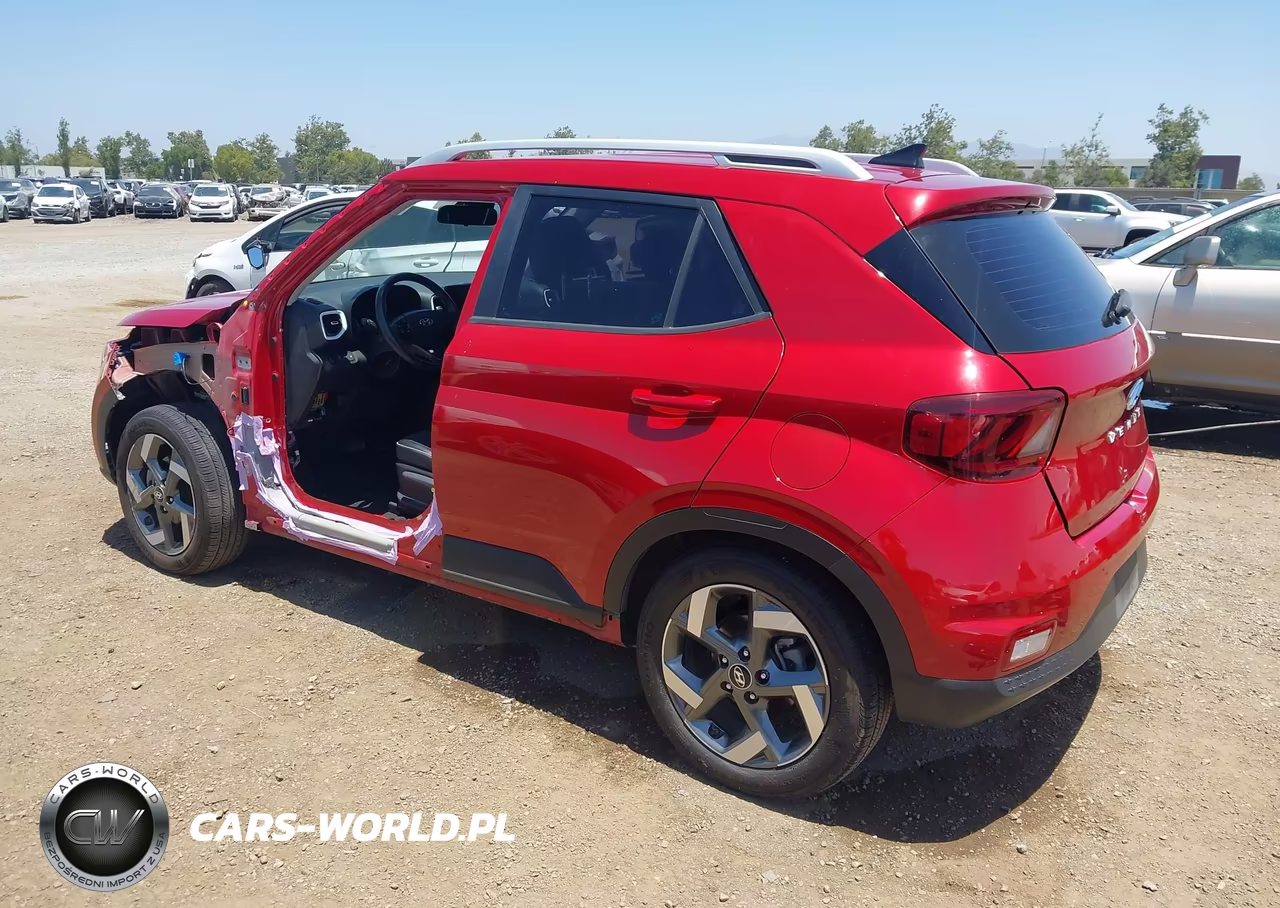 2022 Hyundai Venue Limited VIN:KMHRC8A30NU154130 - 3