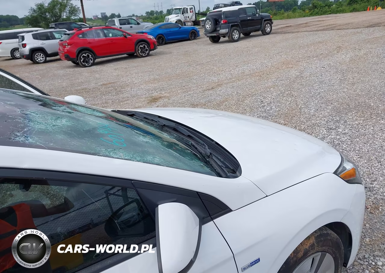 2020 Hyundai Ioniq Hybrid Blue VIN:KMHC65LC6LU231895 - 19