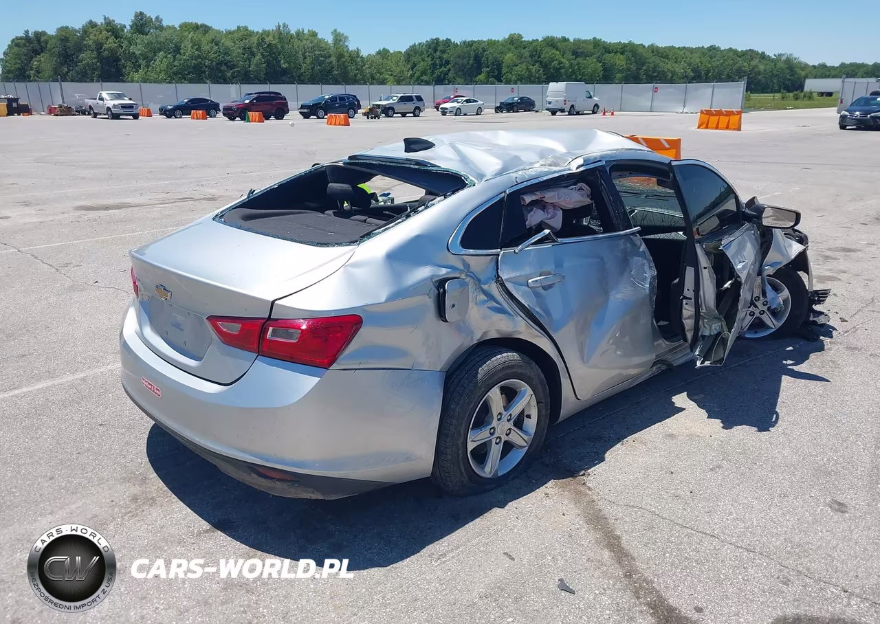 2019 Chevrolet Malibu 1Ls VIN:1G1ZB5STXKF126834 - 4