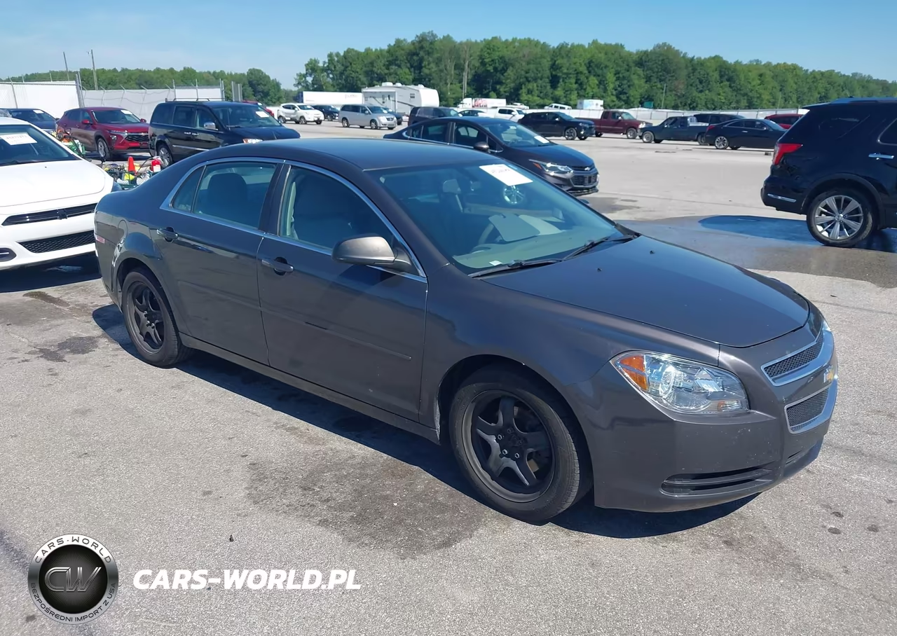 2011 Chevrolet Malibu Ls – zdjęcie 1 z 17