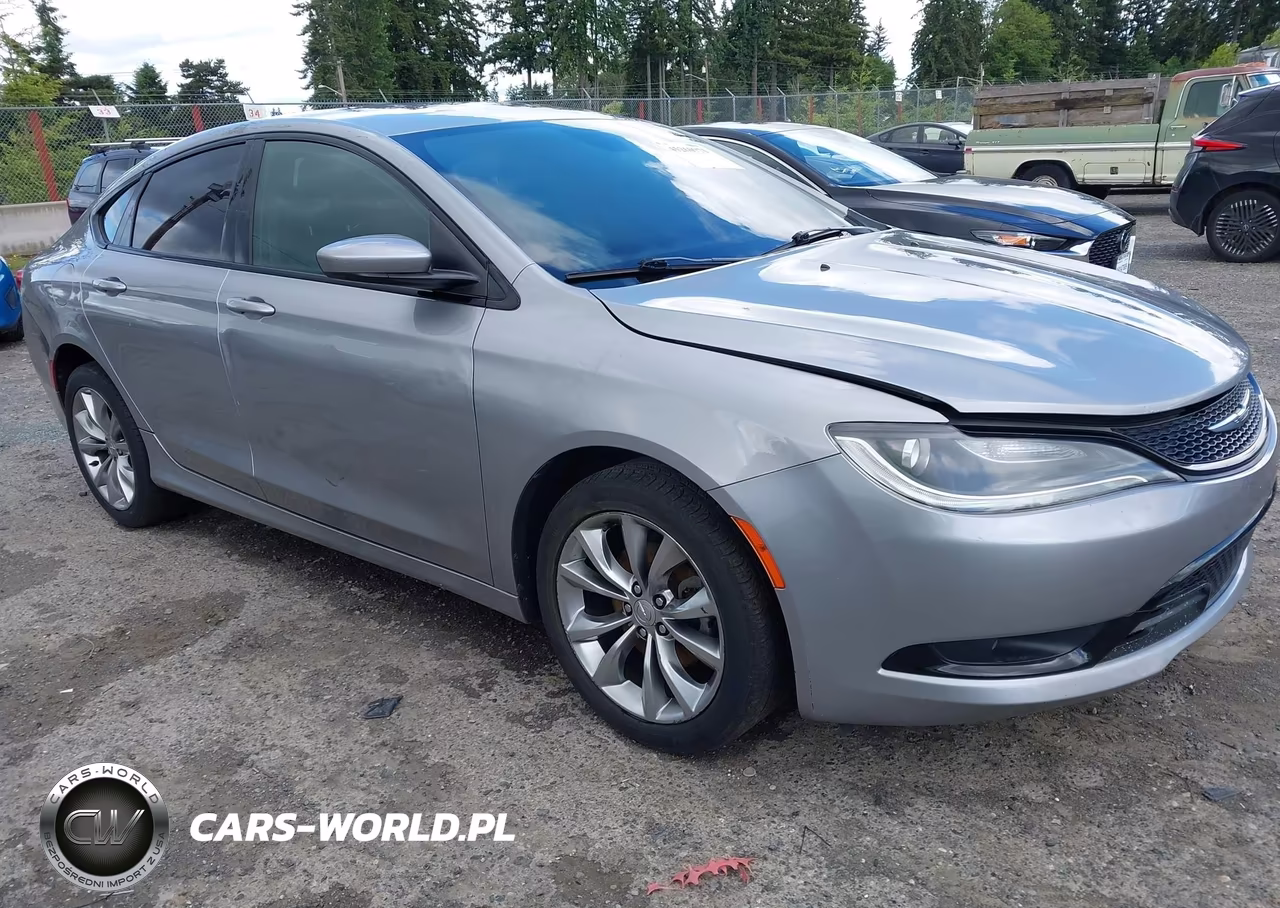 2015 Chrysler 200 S – zdjęcie 1 z 13