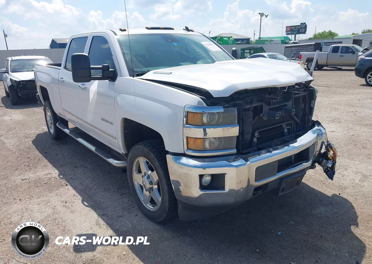 2015 Chevrolet Silverado 2500Hd Ltz – zdjęcie 1 z 17