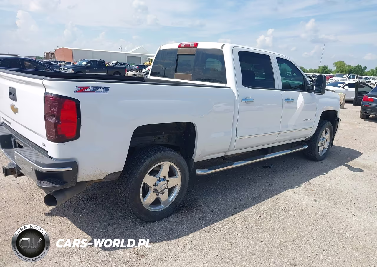 2015 Chevrolet Silverado 2500Hd Ltz VIN:1GC1KWE82FF158409 - 4