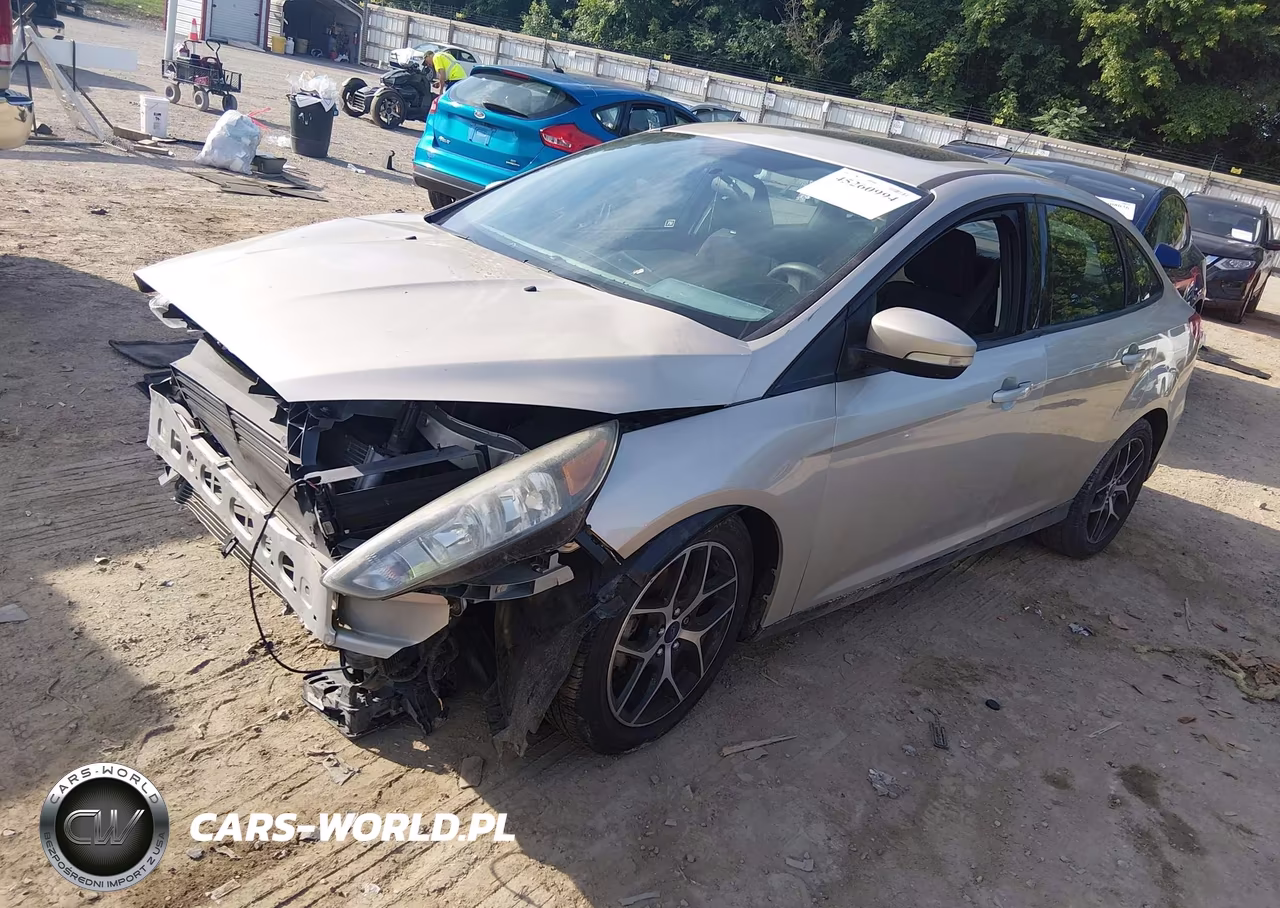 FORD FOCUS SEL VIN:1FADP3H21HL223152 - 2