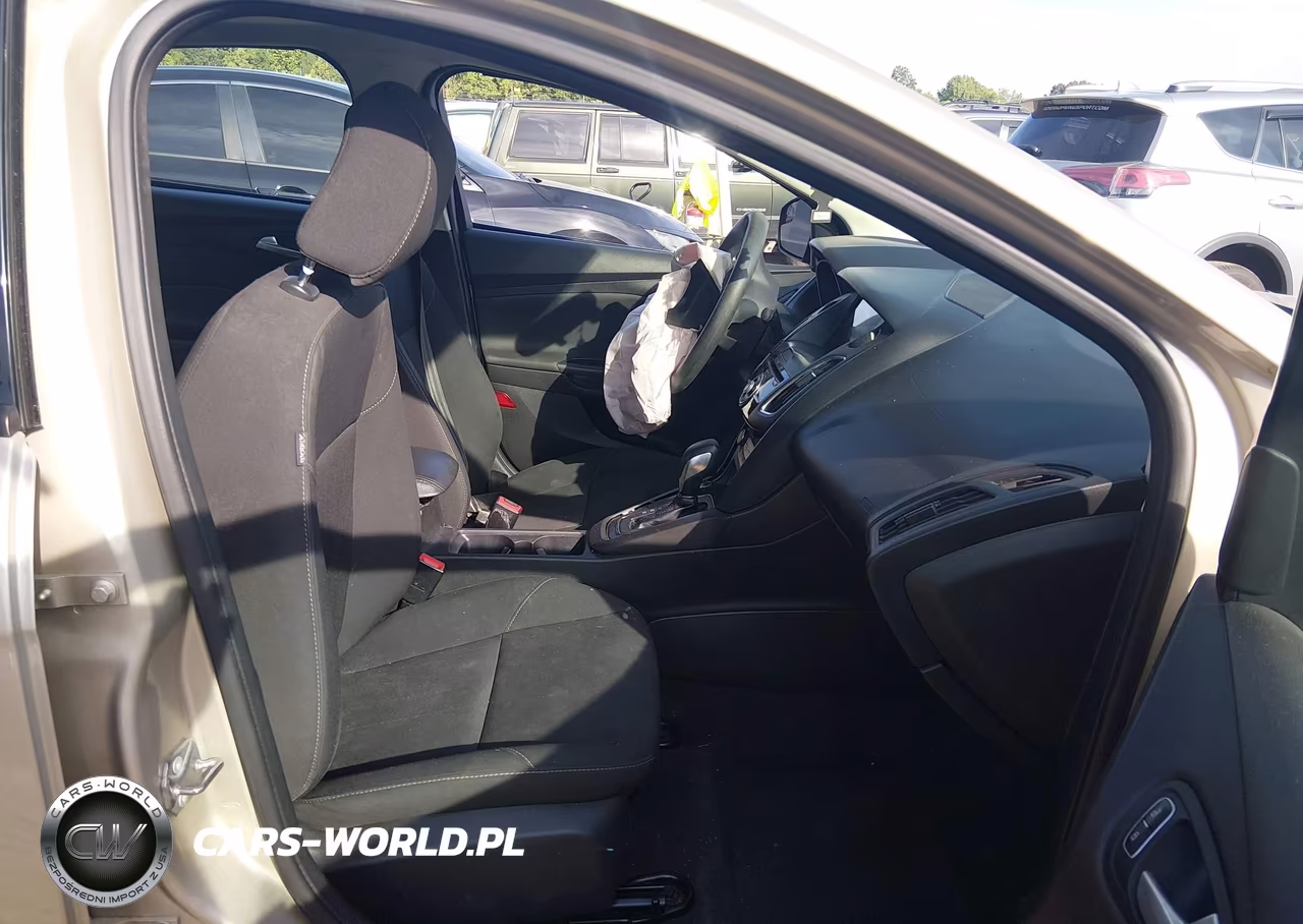 FORD FOCUS SEL VIN:1FADP3H21HL223152 - 5