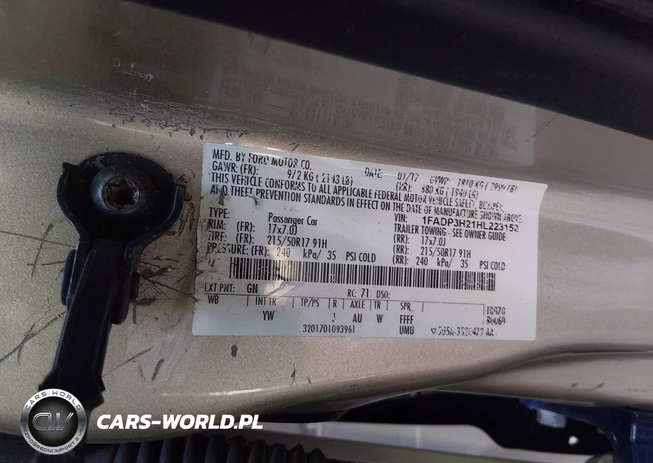 FORD FOCUS SEL VIN:1FADP3H21HL223152 - 9