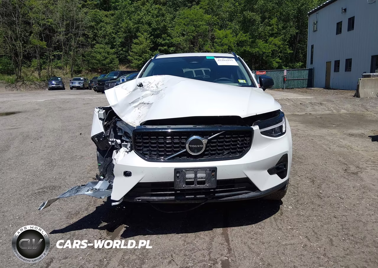 2024 Volvo Xc40 B5 Plus Dark Theme VIN:YV4L12UL7R2332803 - 12