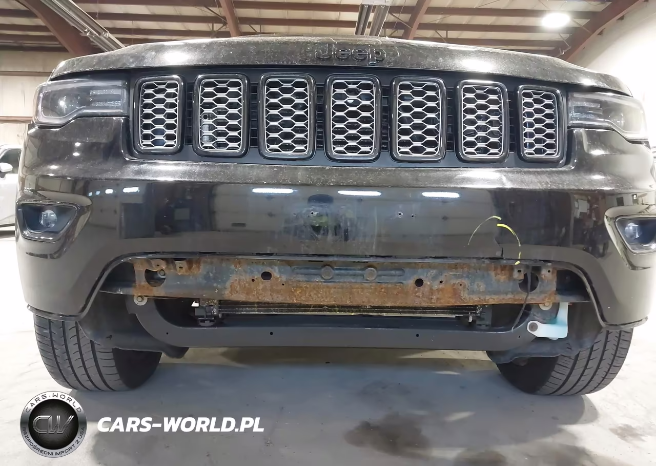 2020 Jeep Grand Cherokee Altitude 4X4 VIN:1C4RJFAG0LC293453 - 17