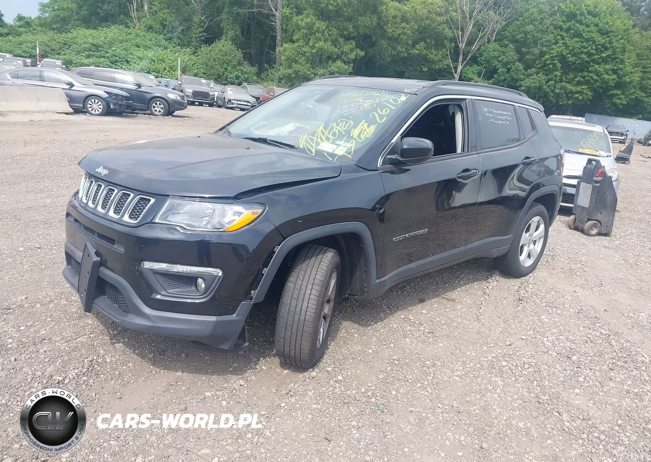 2018 Jeep Compass Latitude 4X4 VIN:3C4NJDBB5JT434587 - 2