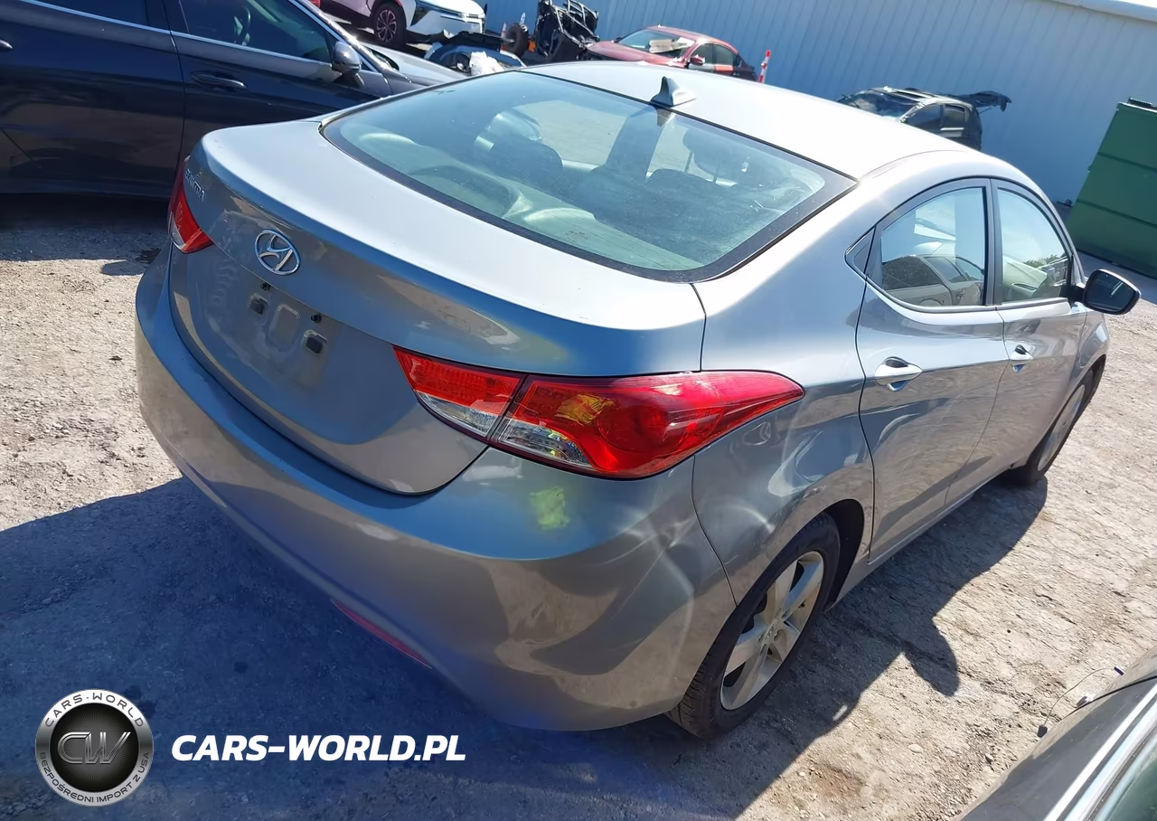 2013 Hyundai Elantra Gls VIN:KMHDH4AE9DU993178 - 4