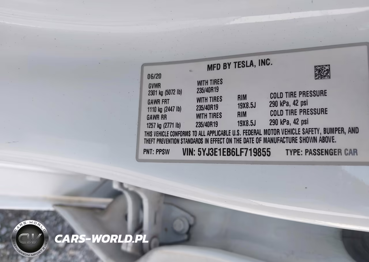 2020 Tesla Model 3 Long Range Dual Motor All-Wheel Drive VIN:5YJ3E1EB6LF719855 - 9