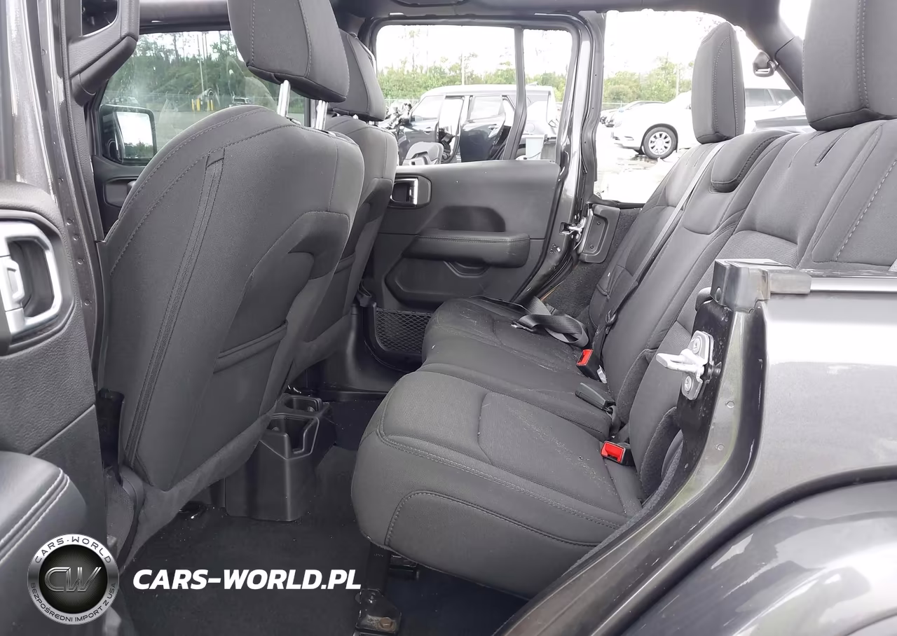2020 Jeep Wrangler Unlimited North Edition 4X4 VIN:1C4HJXEN3LW206721 - 8