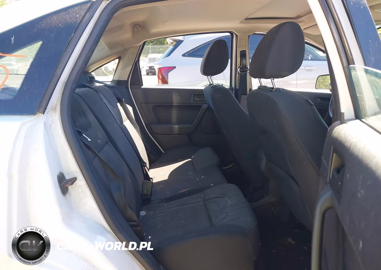 2008 Ford Focus Se-Ses VIN:1FAHP35NX8W259694 - 8
